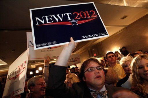 GOP Nomination Leader Romney Under Pressure