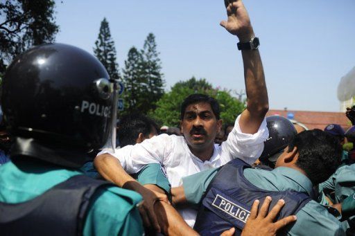 Protesters Clash With Police as Garment Workers Seek Pay Rise and Decent Working Conditions in Bangladesh