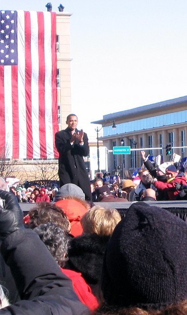 DC - Obama Crowd Outside Flag too big to fail banks