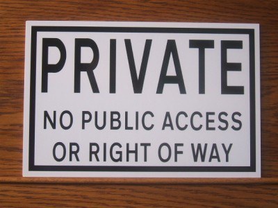 private no public access signature barrier
