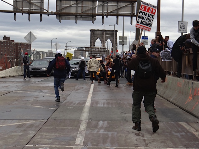 #ShutDownA14 at Brooklyn Bridge