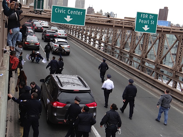 #ShutDownA14 at Brooklyn Bridge