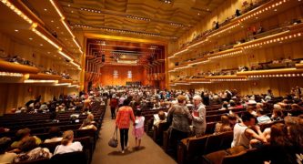NY Philharmonic's 2020 Program Celebrates Suffragists