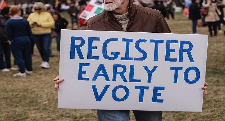 New-Voter Registration Is Plummeting