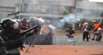 Venezuelan Arrests and Killings Mark Mass Anti-Government Protests