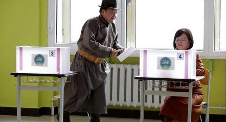 Mongolians Vote For Parliament