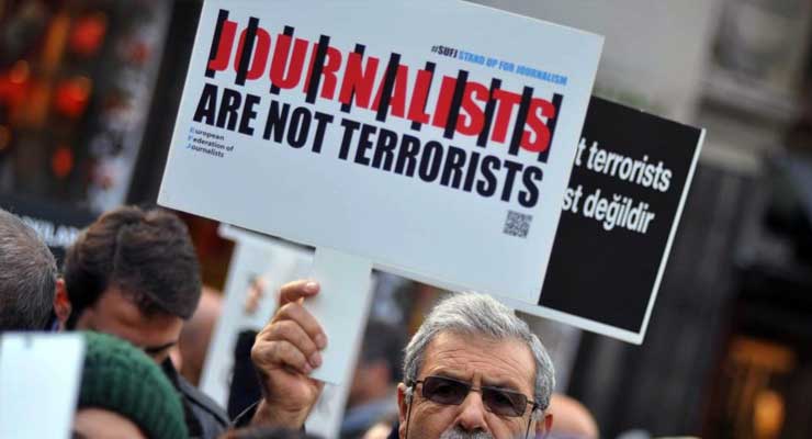 Mass Exodus of Turkish Journalists