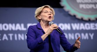 Warren tells Native Americans: 'I have made mistakes'