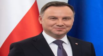 Polish President Signs Bill Reinstating Supreme Court Judges