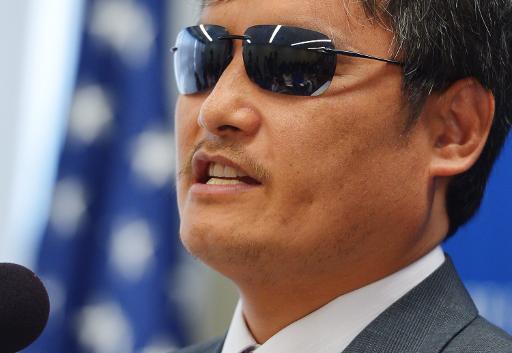 Che Guangcheng keeps pressure on dictatorship