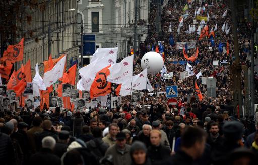 Thousands in anti-dictatorship protest in Moscow