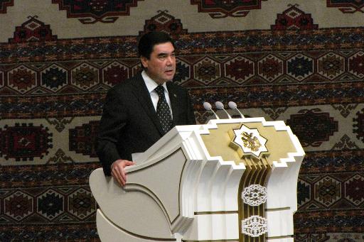 Turkmenistan Holds Vote With Opposition Illegal