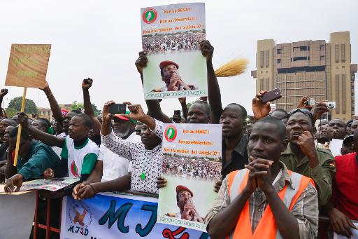 Marchers Seek African Democracy