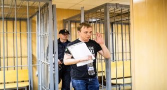 Russian Activists Seek To Build Protest Momentum After Release Of Journalist