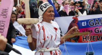 Honduran women protest