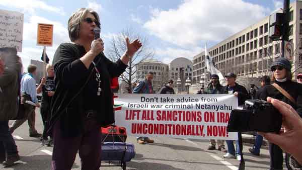 ​Debra Sweet speaking outside the headquarters of HONEYWELL, maker and Profiteer of Killer Drones! The U.S. gov doesn't even know who they are killing in drone strikes and refers to the victims as "bugs splats". The profile for "terrorists" has been so expanded to dark skinned male, over 18 yrs of age. They're saying the same about the profile in Cleveland, Oakland and the streets of Ferguson. "We have the right to kill anyone we want to kill because we have the power", is So Wrong! ​ 